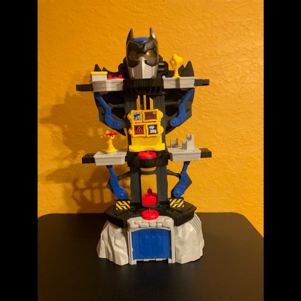 DC Batman’s Cave Playset w/ Small Action Figures